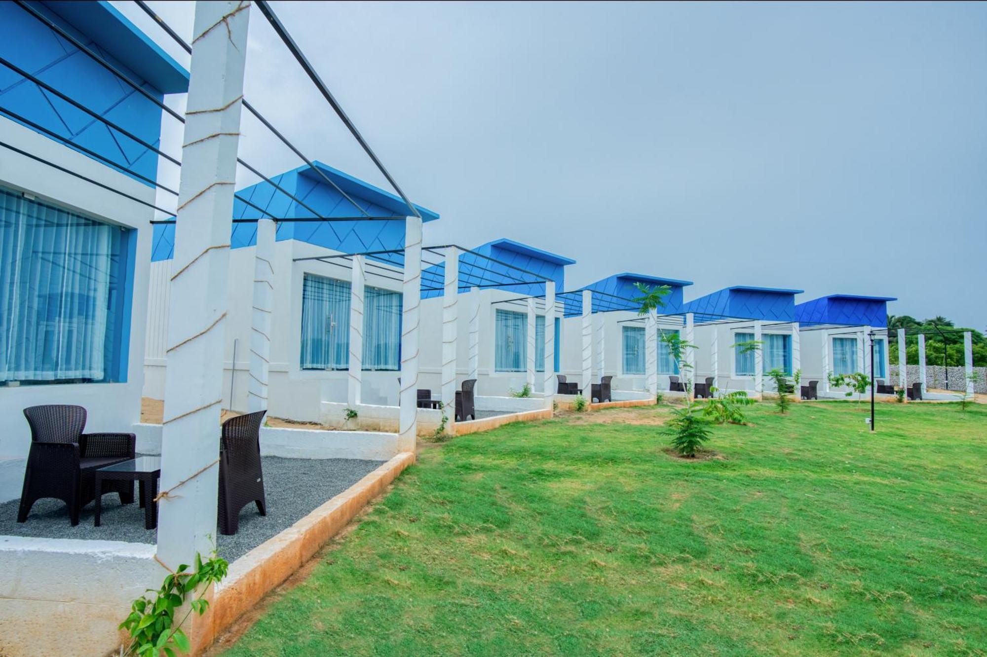 Seaborne Beach Resort Auroville Exterior photo