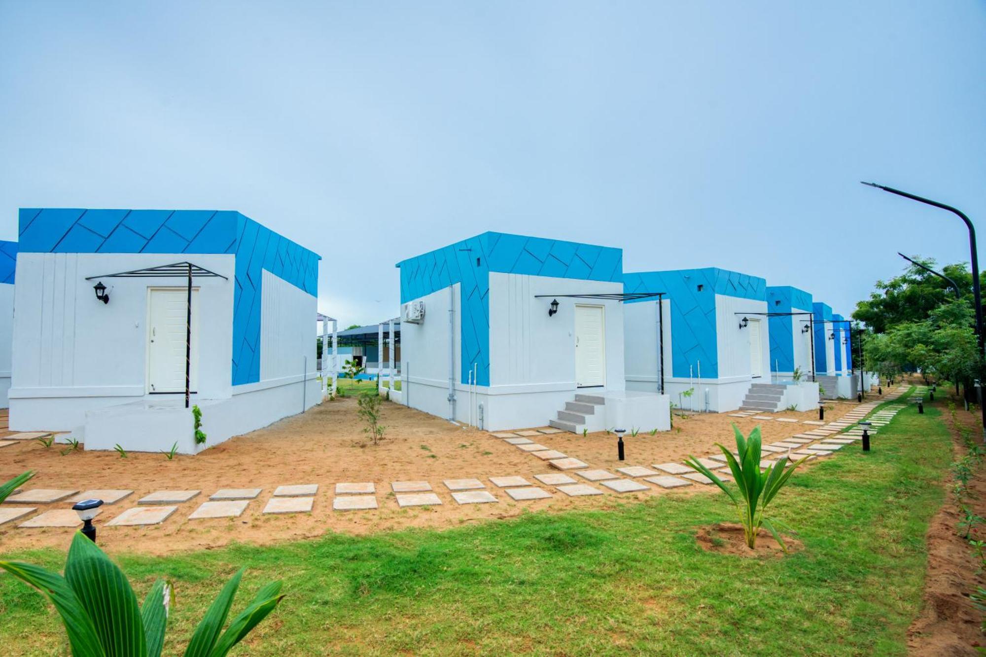 Seaborne Beach Resort Auroville Exterior photo