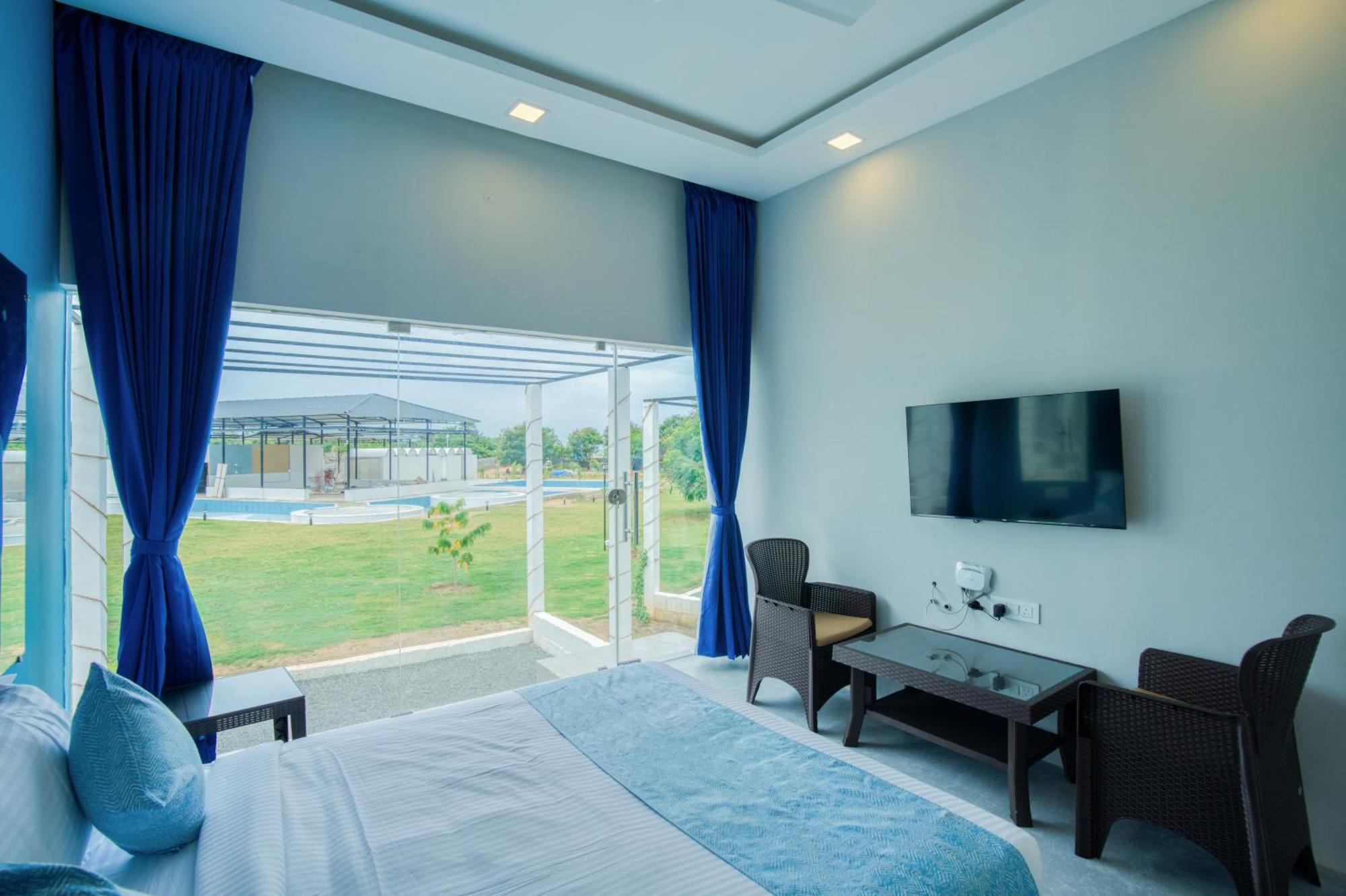 Seaborne Beach Resort Auroville Exterior photo