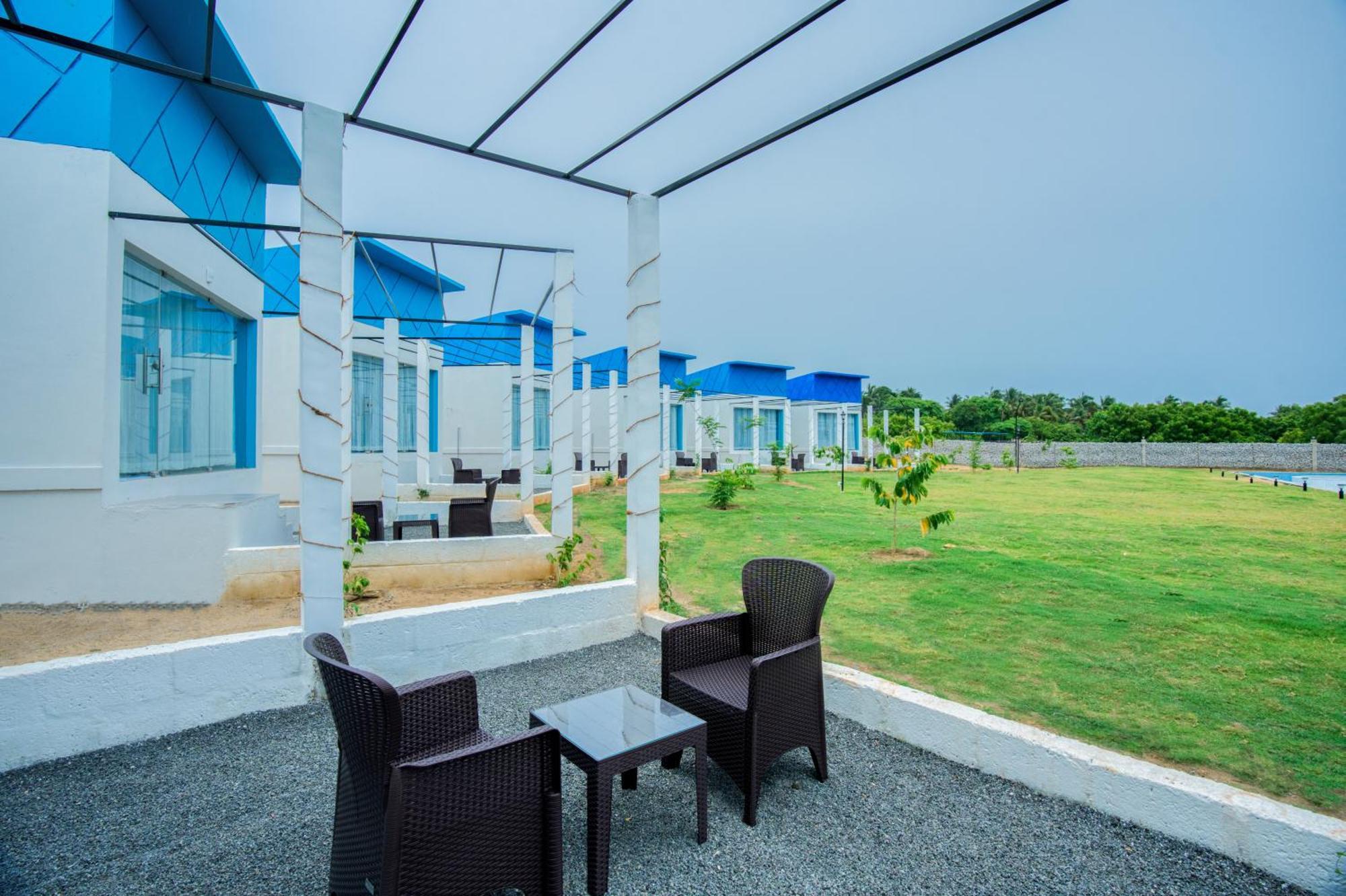 Seaborne Beach Resort Auroville Exterior photo